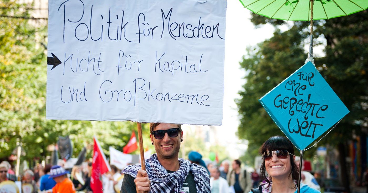 Demonstranten in Berlin / Foto: Chris Grodotzki / Campact e.V. [CC BY-ND 2.0]