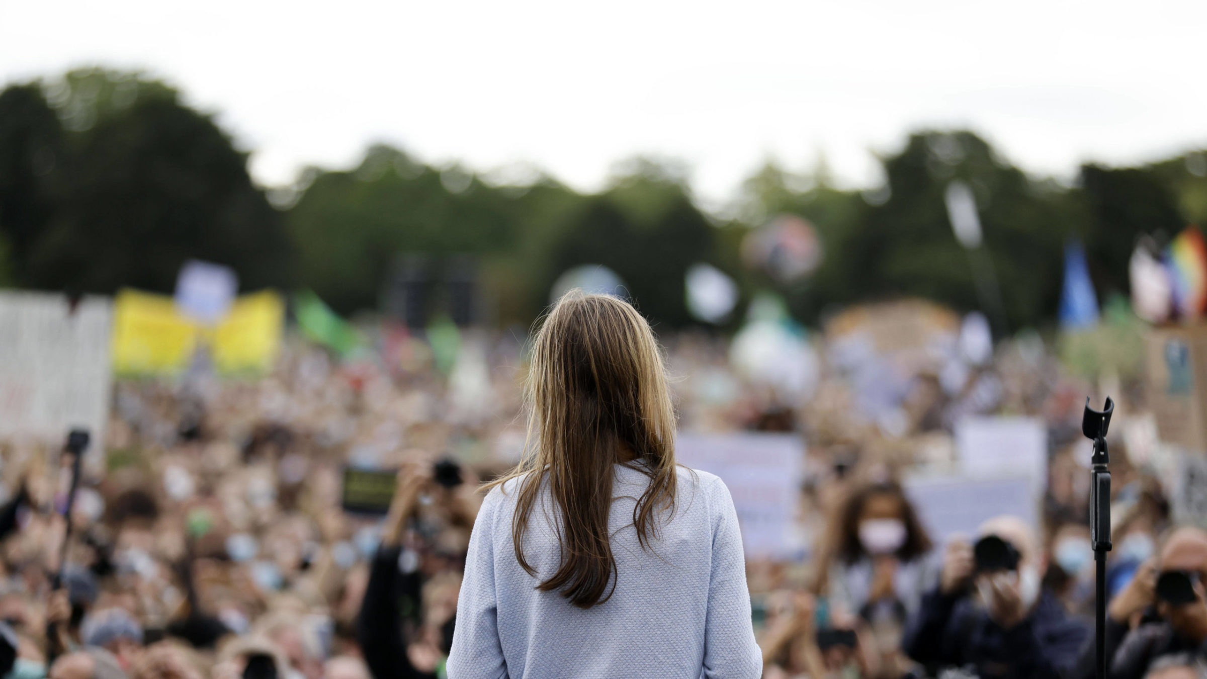 Die schwedische Klimaaktivistin Greta Thunberg spricht beim globalen Klimastreik in Berlin im September 2021 vor 100.000 Menschen.
