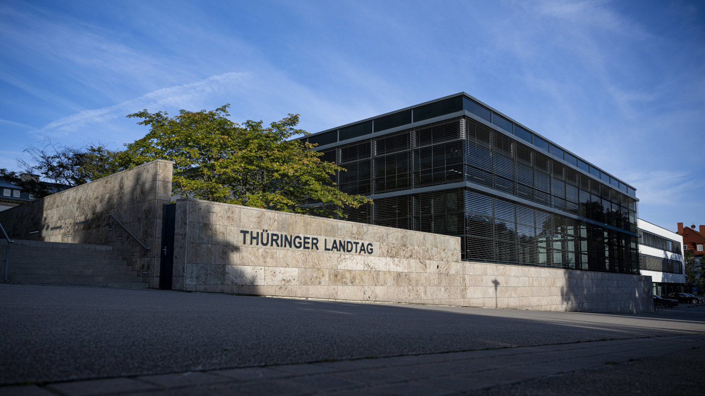 Eine Außenaufnahme vom Landtag in Thüringen in Erfurt.