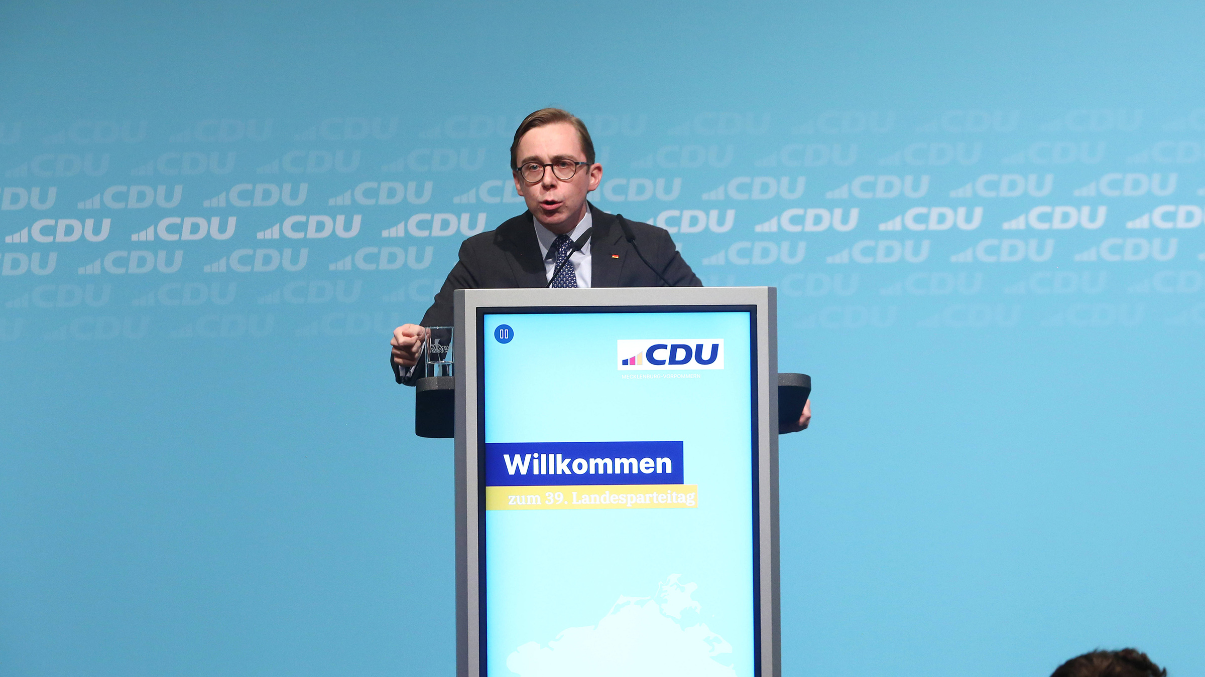 Philipp Amthor beim Landesparteitag der CDU in Mecklenburg-Vorpommern.