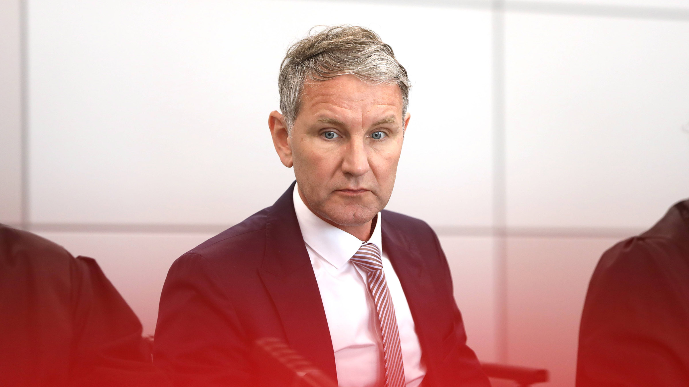 AfD-Landeschef Björn Höcke muss sich vor dem Landgericht Halle wegen Verwenden einer SA-Parole verantworten